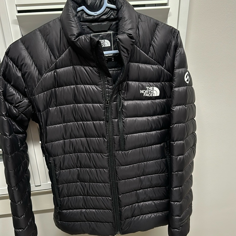 Northface Women’s Summit Series Breithorn Jacket